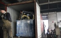loaded parts of equipment for utilization of mechanical rubber goods, waste oils and oil sludge